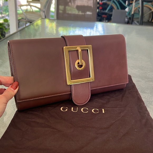 Gucci Leather Clutch - Picture 2 of 16
